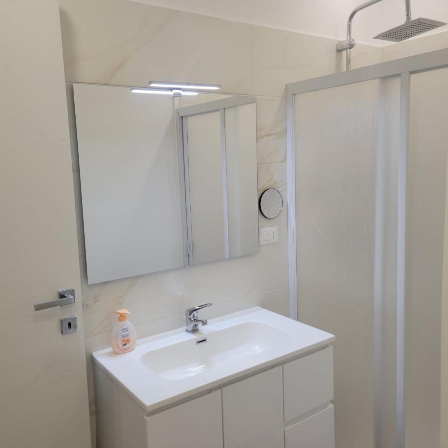 B&B Dei Sogni In Centro, Con Facilita Di Parcheggio Козенца Экстерьер фото