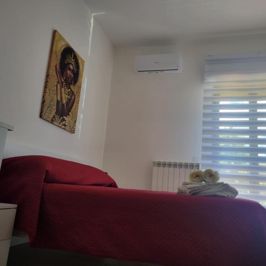 B&B Dei Sogni In Centro, Con Facilita Di Parcheggio Козенца Экстерьер фото