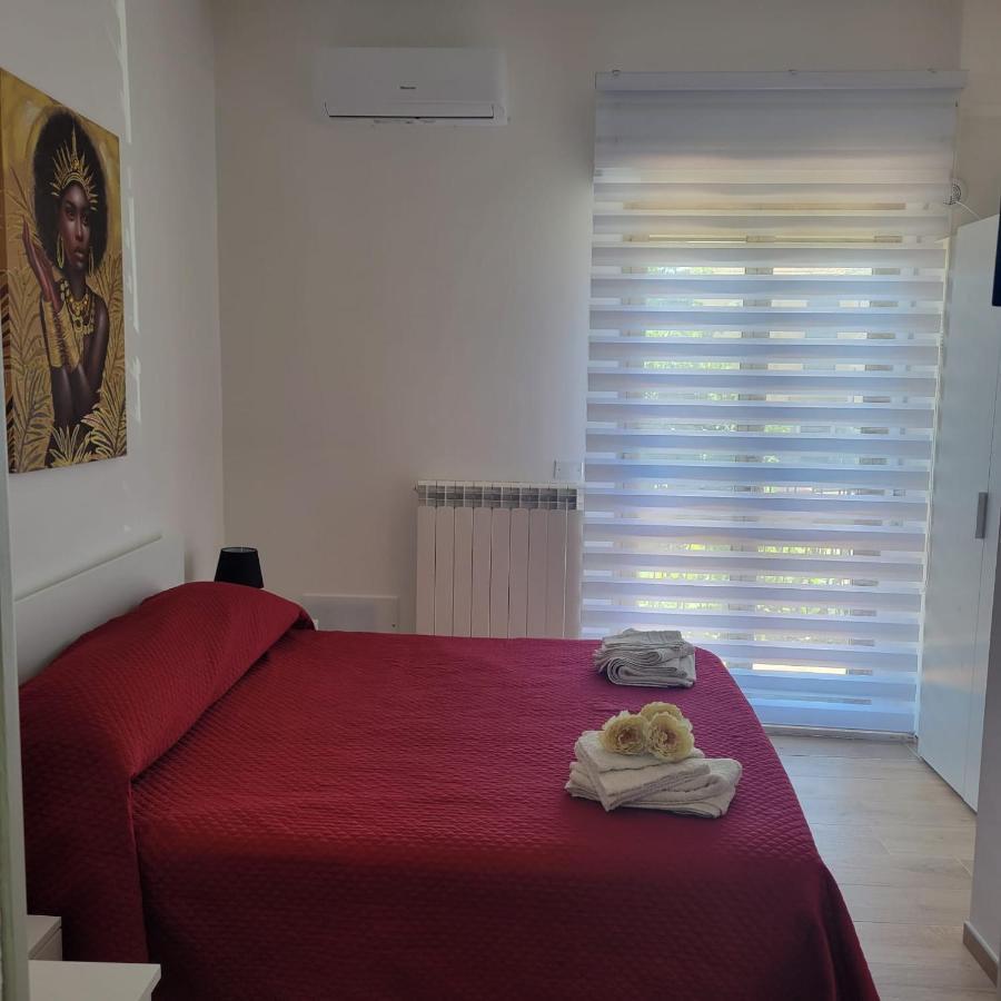 B&B Dei Sogni In Centro, Con Facilita Di Parcheggio Козенца Экстерьер фото